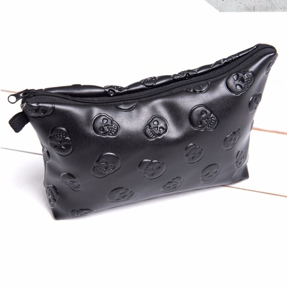 Handbags - 3D Skull Cosmetic Bag